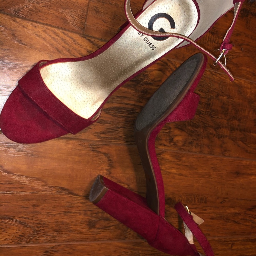 red heels - Picture 2 of 3